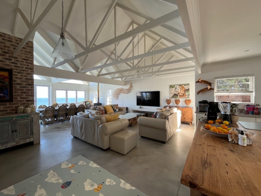 5 Bedroom Property for Sale in Hersham Western Cape